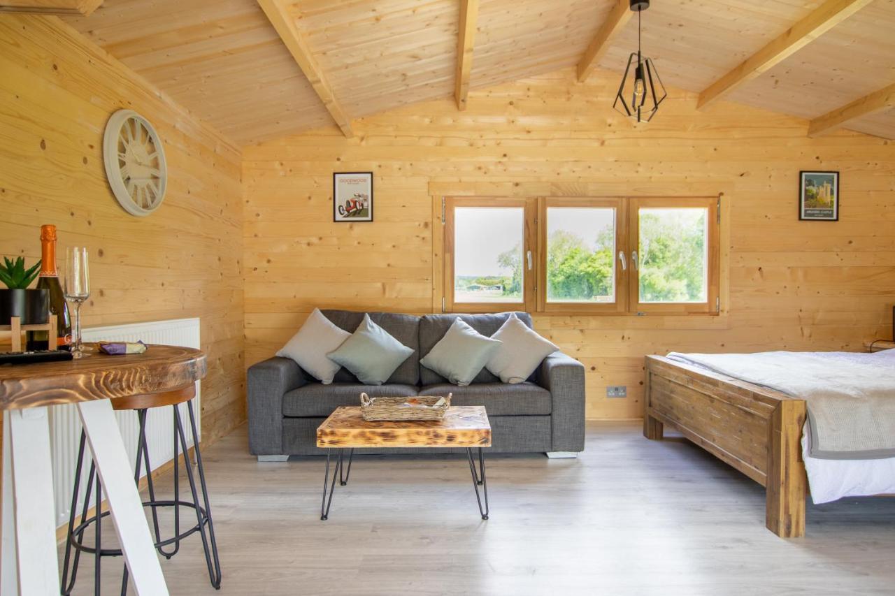 Choller Lake Lodges - Primrose Cabin With Private Hot Tub Arundel Dış mekan fotoğraf